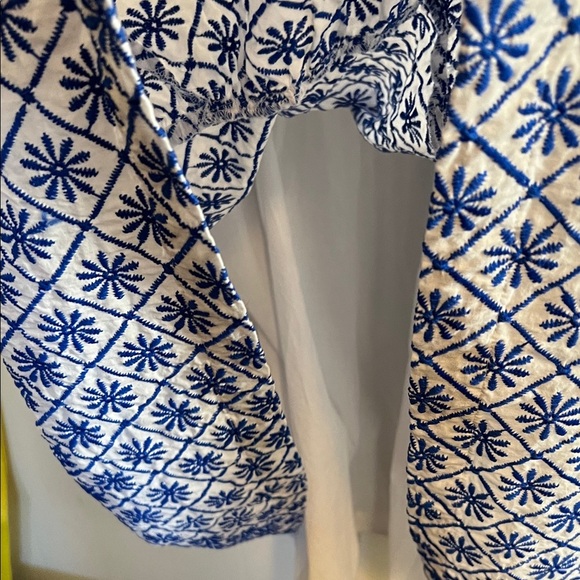 Draper James Navy and White Embroidered Baby doll Sleeveless Top - Picture 6 of 7